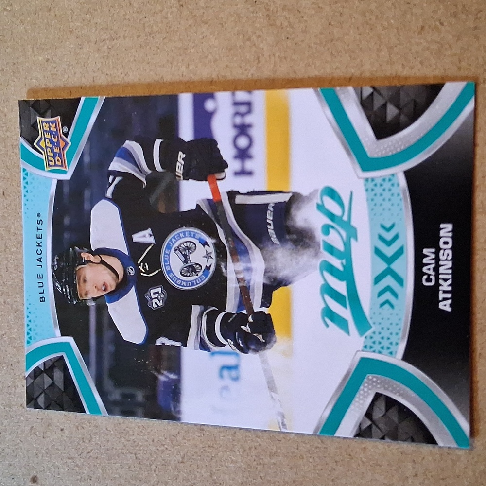 Philadelphia/Columbus Upper Deck MVP Cam Atkinson Hockey Trading Cards